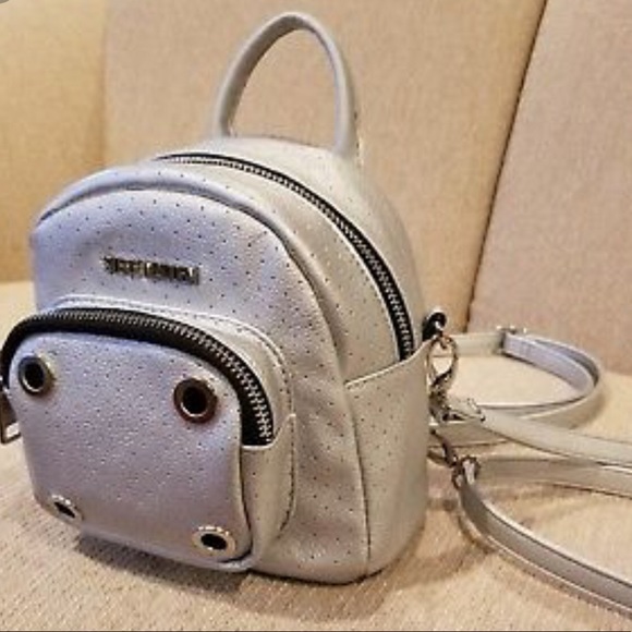 steve madden silver backpack